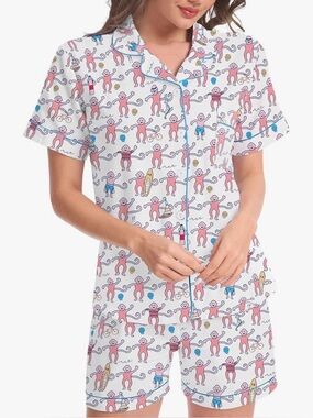 Amazing Ro!!er R@bbit-inspired PJs in Pastel